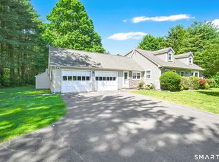 61 Kelly Ln, Granby, CT 06035