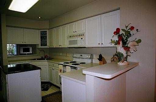 3rd image of 520 Galen Cir