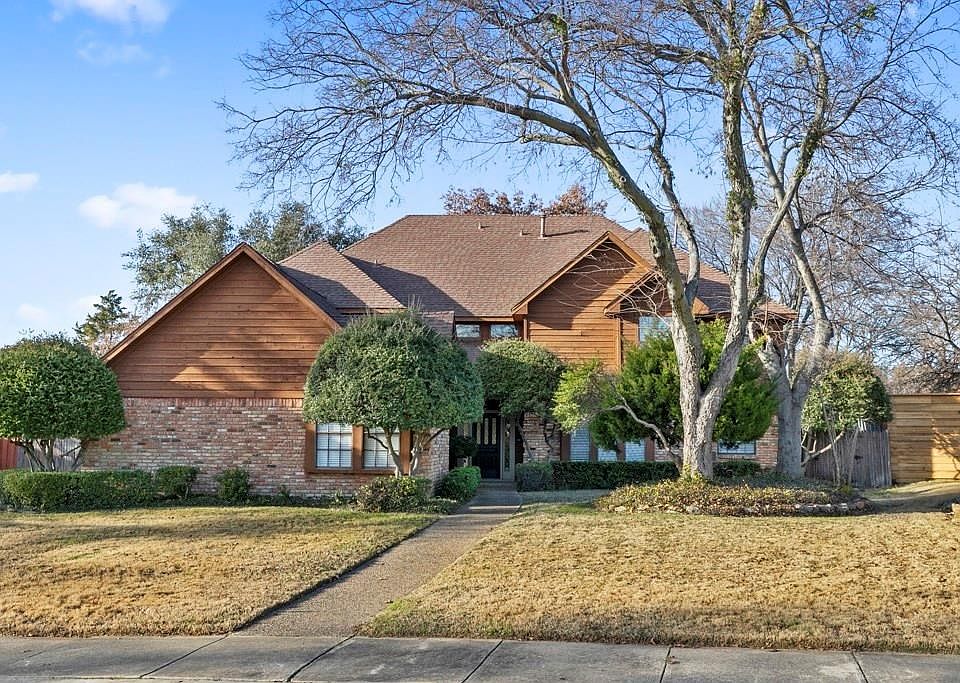 1st image of 9929 Wood Forest Dr