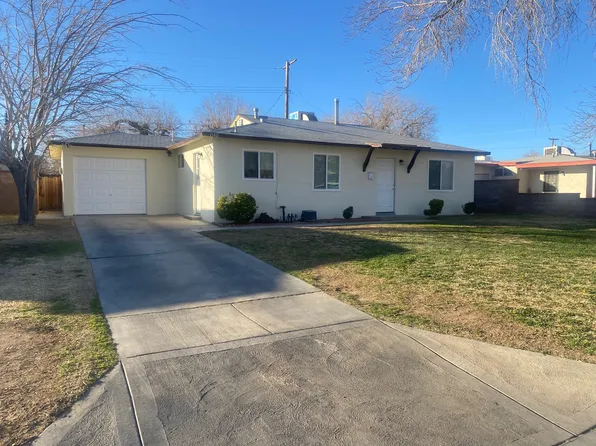 1140 W Ovington St, Lancaster, CA 93534