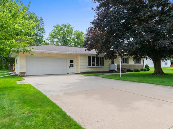 206 N Washington St, Bonduel, WI 54107