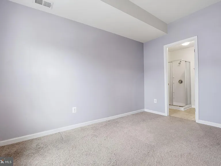4505 Foster Ave — Photo 26