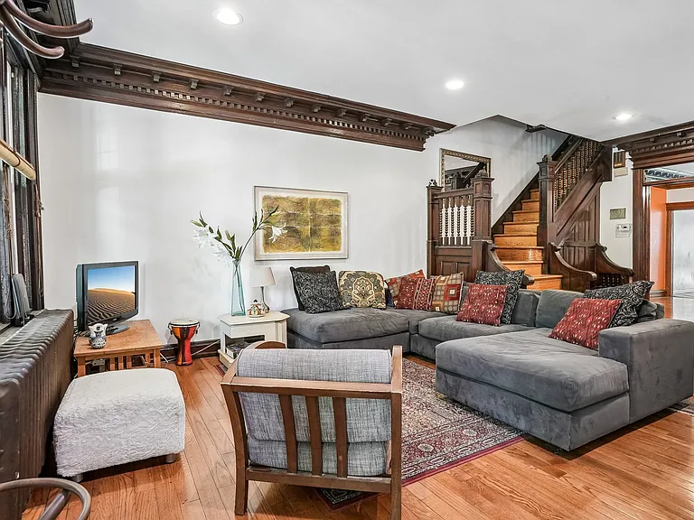 4646 Hazel Ave — Photo 7
