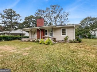 8507 Fairview Dr, Douglasville, GA 30134