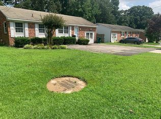316 Richneck Rd, Newport News, VA 23608