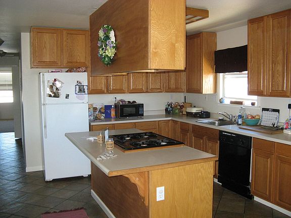 upgraded kitchen new appliances