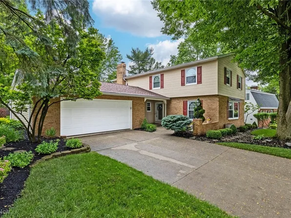 1448 Brookpark Dr, Mansfield, OH 44906