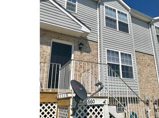 660 Widener Ln, Smyrna, DE 19977