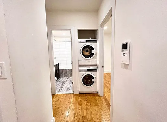 Rented by EastMount Realty LLC | media 6