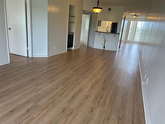 2nd image of 2823 N COURSE Drive #201