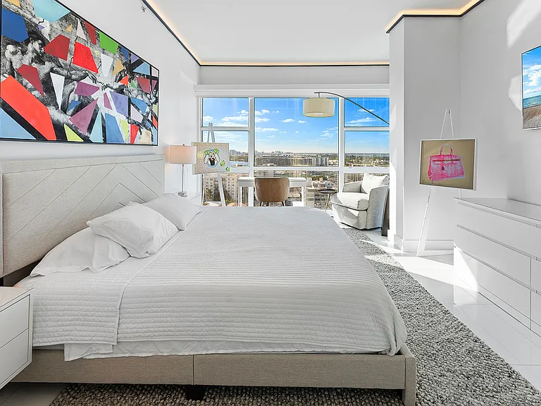 6801 Collins Ave #Penthouse 01 — Photo 22