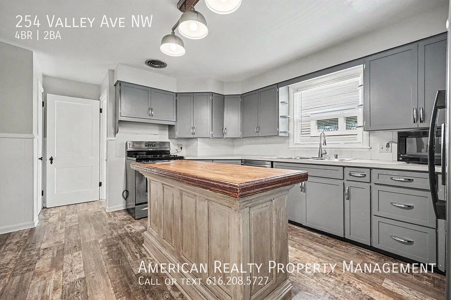 4 bed, 1.5 bath, 1527 sqft, $2,450 — Photo 3