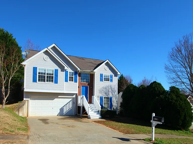 2143 Serenity Dr NW — Photo 31