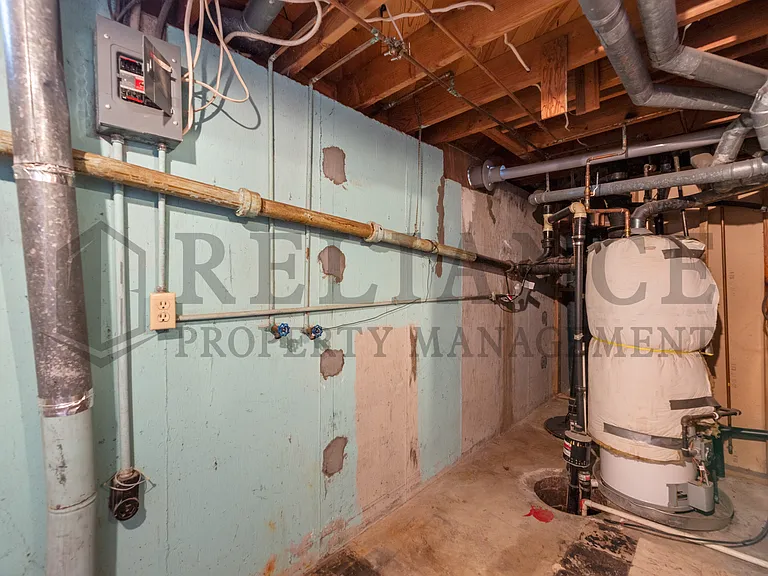 3052 S Bonn Ave — Photo 11