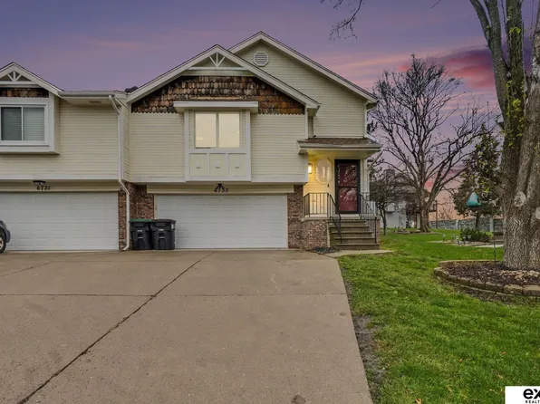 6733 S 153rd Cir, Omaha, NE 68137