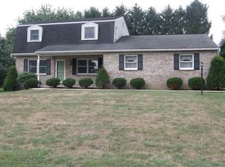 511 Adams Rd, Carlisle, PA 17015