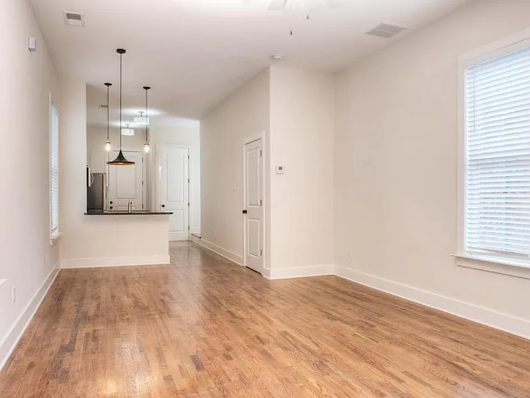 183 Looney Ave — Photo 2