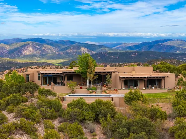 3312 Monte Sereno Dr, Santa Fe, NM 87506
