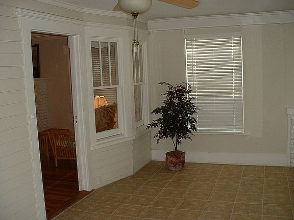 Front Bonus Room (1 of 3 bonus rooms)