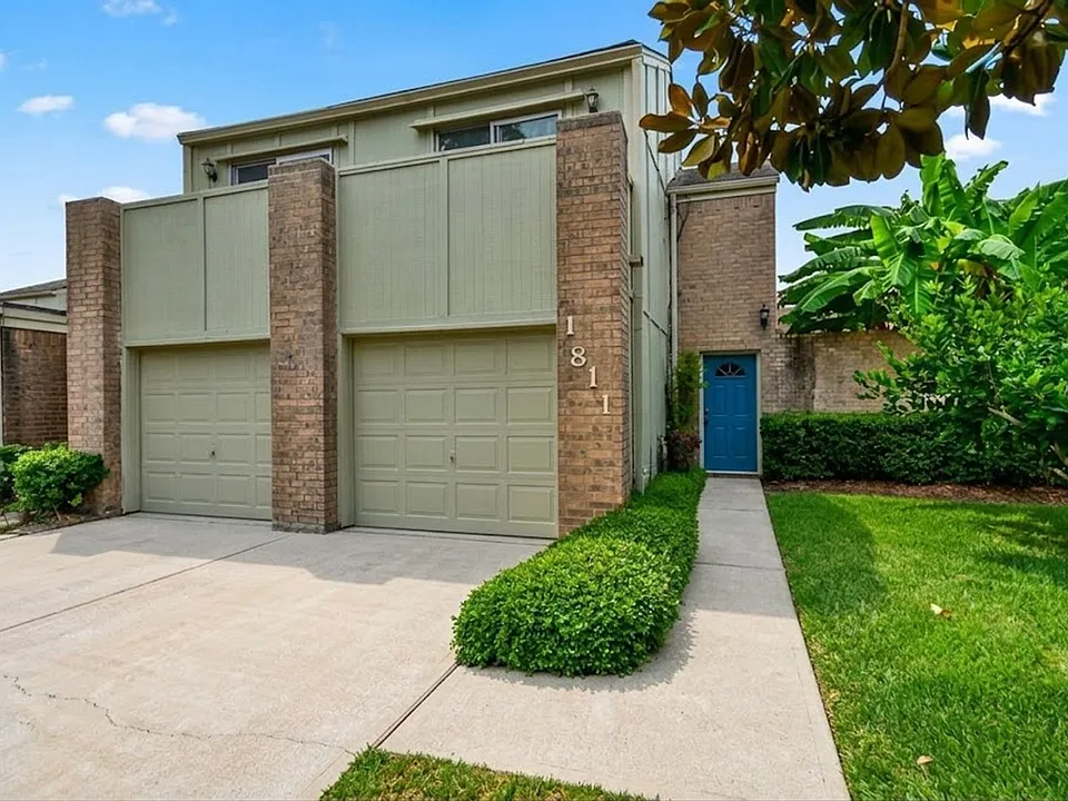 1811 Veranda Dr