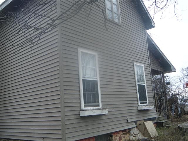 2nd image of 233103 Red Robin Rd