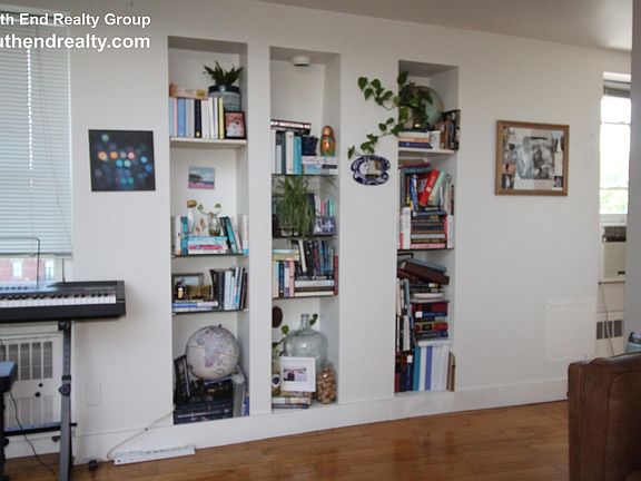 4th image of 184 W Canton St #7