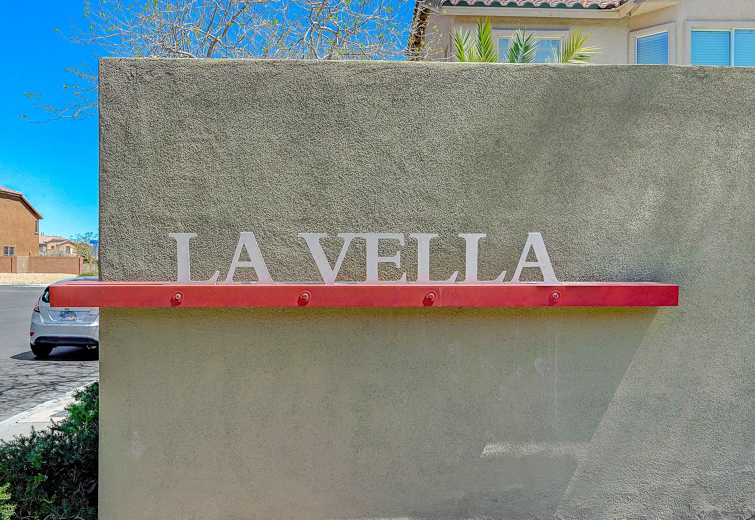 Buteo Lane, North Las Vegas — Photo 4