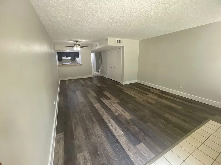 100-103 Sandra Del Mar Dr — Photo 3