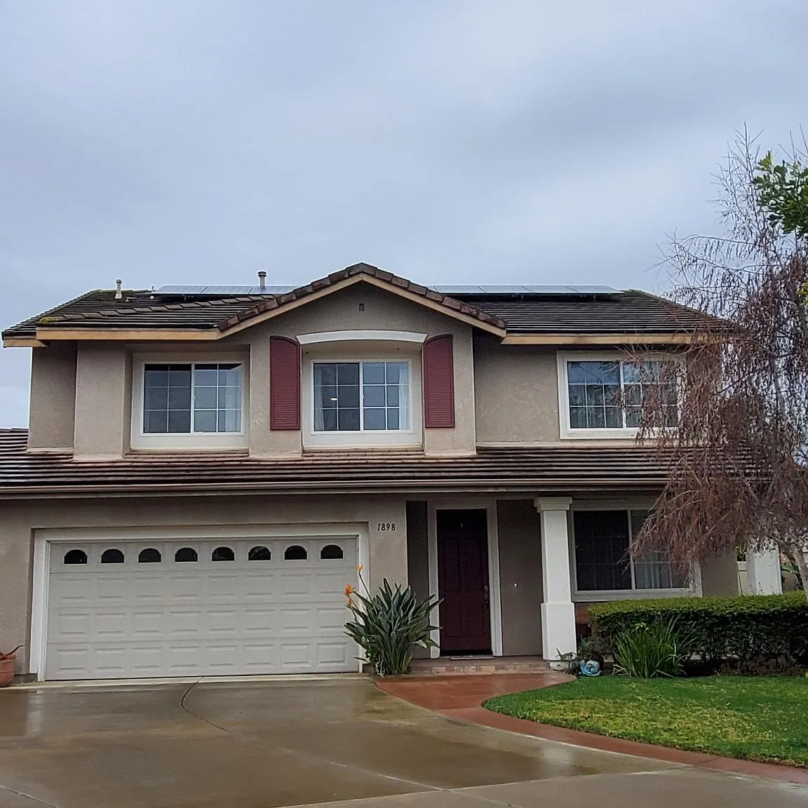 3 bed, 2.5 bath, 2672 sqft, $4,800 — Photo 1