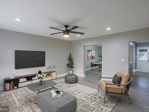 4th image of 3513 Brendan Ave