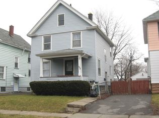 32 Garnet St, Rochester, NY 14609