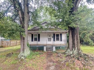 104 Albert St, Greer, SC 29651