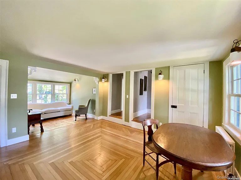 1685 Peconic Ln — Photo 9