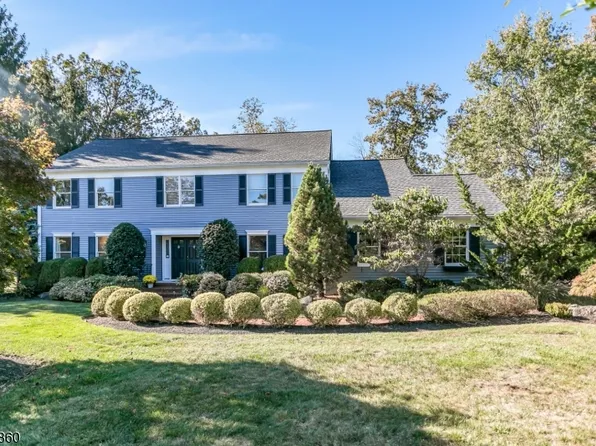 135 Woods End Dr, Bernards Twp., NJ 07920