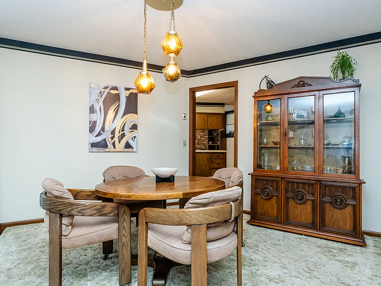 1319 Lewis Ave — Photo 16
