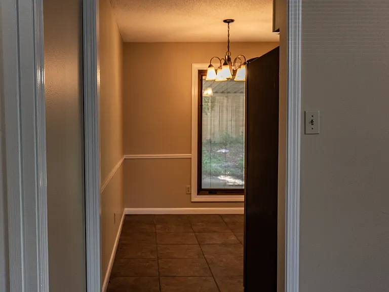 661 Walker Rd — Photo 12