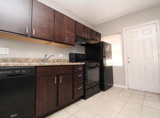 1352 W Argyle St APT 2S, Chicago, IL 60640