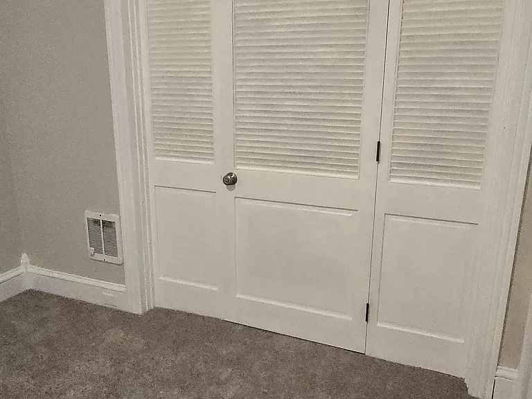 Bedroom, new paint and carpets