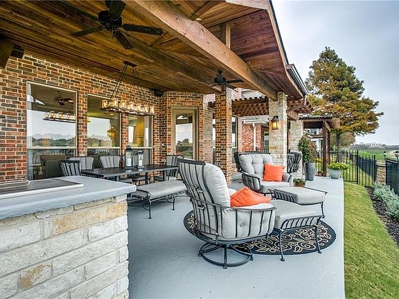 2nd image of 7901 S Ballantrae Dr