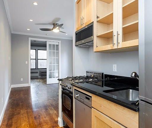 2nd image of 290 W 12th St APT 6E
