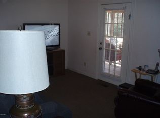 206 Harbor Dr, Morehead City, NC 28557