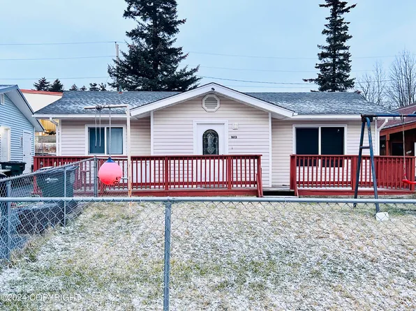 1613 Simeonoff St, Kodiak, AK 99615