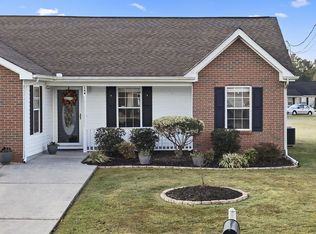 344 Flagstone Dr, Rossville, GA 30741