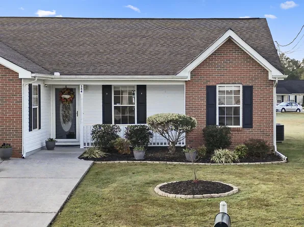 344 Flagstone Dr, Rossville, GA 30741