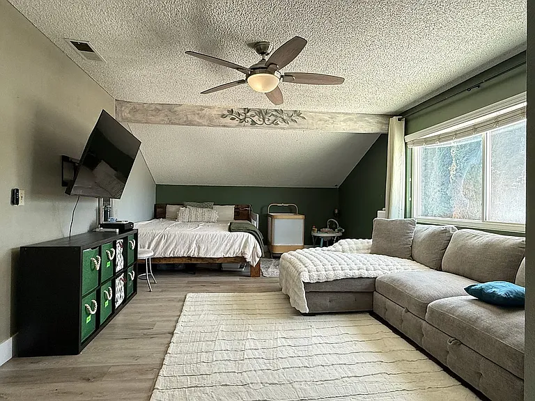2368 Fulham Way — Photo 11