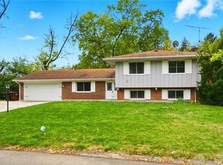 5413 Newell Dr, Dayton, OH 45440