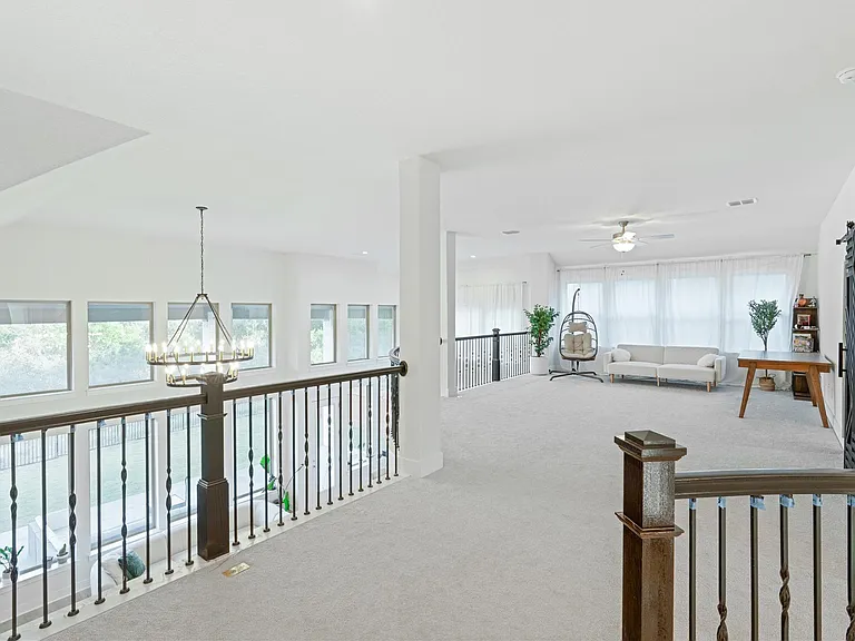 312 Palatino Bnd — Photo 21