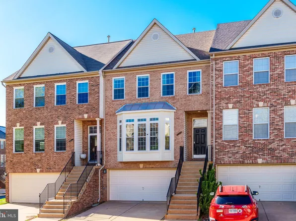 47702 Bowline Ter, Sterling, VA 20165