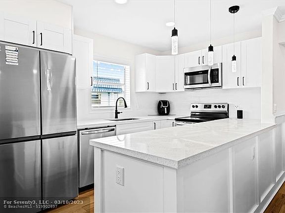 2nd image of 272 Brittany Ave #F