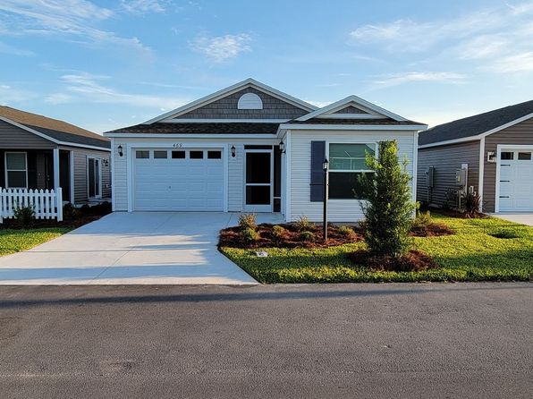 469 Kayla Ct